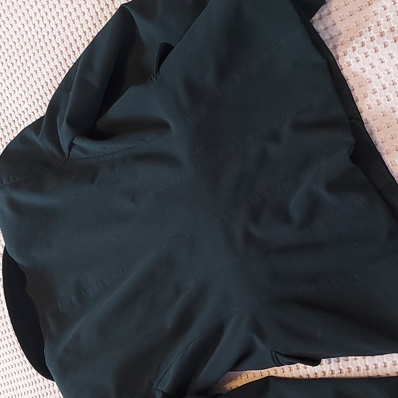 Woman's jacket - Picture 16 of 16